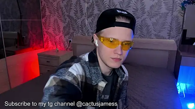 Snapshot of Cactus__James chatting on 10, 9, 2025 Cactus  James online show from 10, 9, 2025