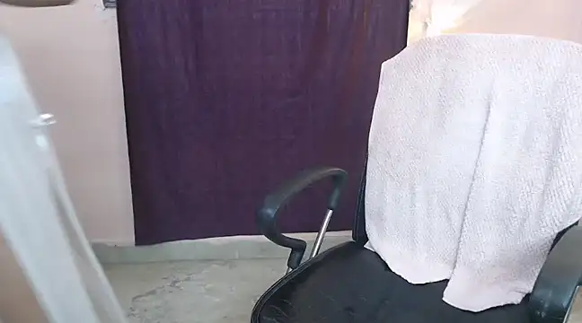 xnx nikki online show from 20, 3, 2025