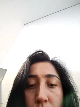 Elowyn online show from 31, 3, 2026