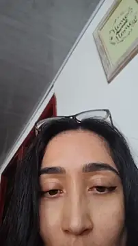 Snapshot of Elowyn chatting on 27, 5, 2026 Elowyn online show from 27, 5, 2026