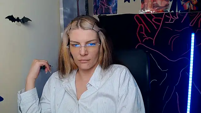 VanessaRey  online show from 4, 6, 2026