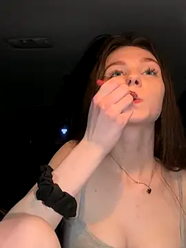 MilaBee online show from 17, 11, 2025