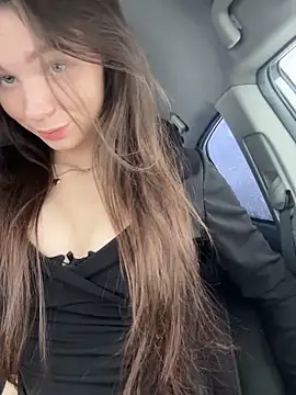 MilaBee online show from 20, 12, 2025