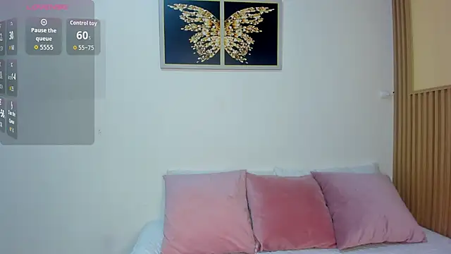 Snapshot of sharonscoth chatting on 11, 10, 2025 sharonscoth online show from 11, 10, 2025