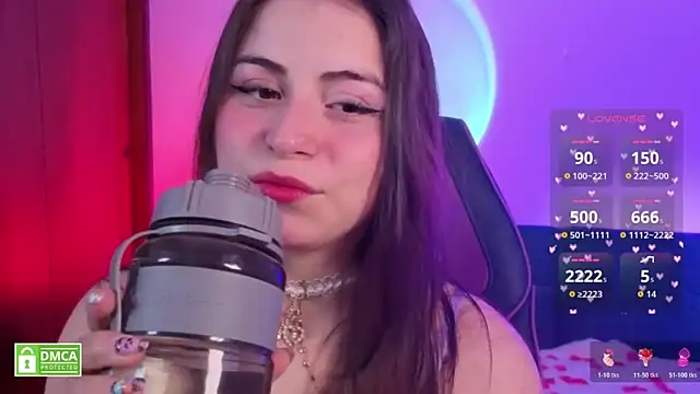 Snapshot of Taiga_Cute chatting on 13, 11, 2025 Taiga Cute online show from 13, 11, 2025