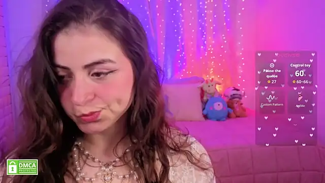 Snapshot of Taiga_Cute chatting on 23, 11, 2025 Taiga Cute online show from 23, 11, 2025