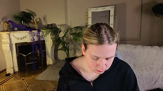 Jes Solar online show from 28, 10, 2025