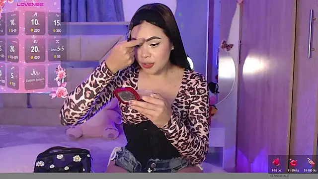 AlitaAnisee online show from 5, 4, 2026