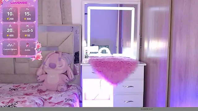 AlitaAnisee online show from 10, 4, 2026