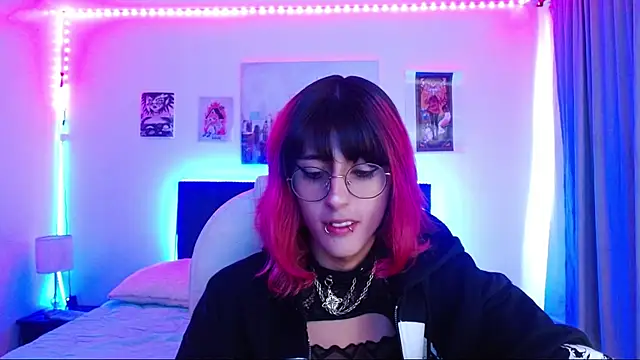 goth minerva online show from 5, 12, 2025