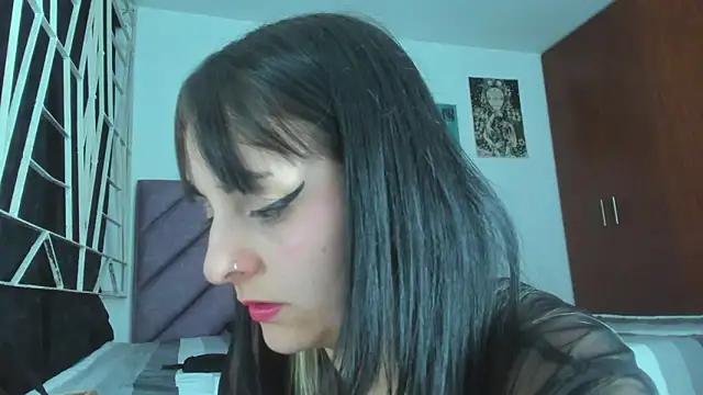 KARINNA  RAVEN online show from 5, 2, 2026