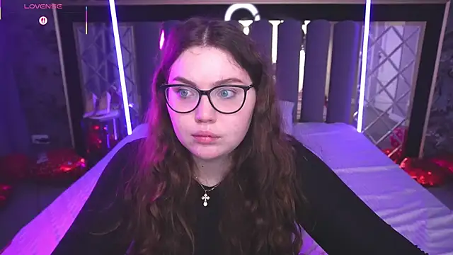 LuxSopphia online show from 16, 2, 2026