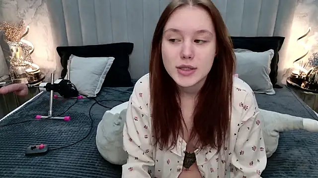 Snapshot of CarolineTenders chatting on 16, 2, 2026 CarolineTenders online show from 16, 2, 2026