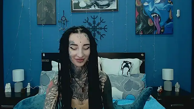 Snapshot of Velvetbat chatting on 10, 6, 2026 Velvetbat online show from 10, 6, 2026