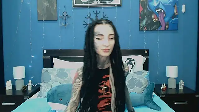 Snapshot of Velvetbat chatting on 12, 6, 2026 Velvetbat online show from 12, 6, 2026