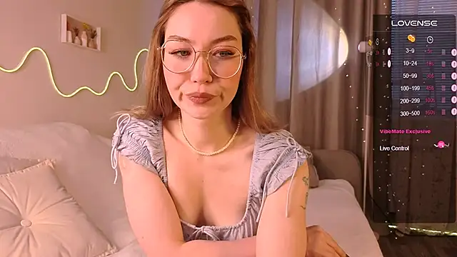 Lilo Sims online show from 7, 11, 2025