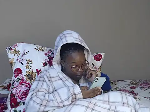 YummyMelanin117 online show from 20, 3, 2026