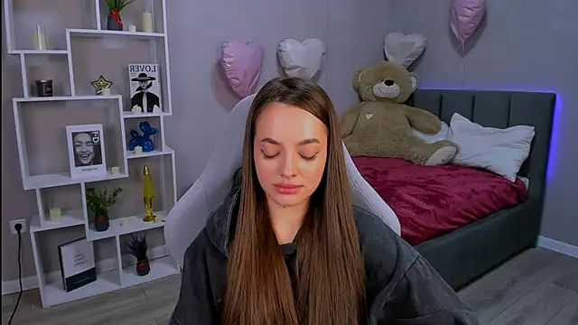 MelanieAlves online show from 23, 3, 2026