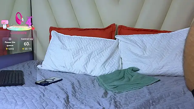 Snapshot of Hotboy21_ chatting on 31, 10, 2025 Hotboy21 online show from 31, 10, 2025