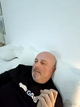 Alexis Bull online show from 28, 2, 2026