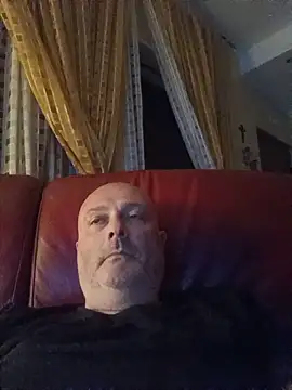 Snapshot of Alexis_Bull chatting on 4, 6, 2026 Alexis Bull online show from 4, 6, 2026