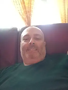 Snapshot of Alexis_Bull chatting on 14, 6, 2026 Alexis Bull online show from 14, 6, 2026