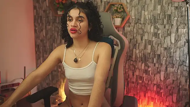 Snapshot of bonniie_98_ chatting on 24, 6, 2026 bonniie 98 online show from 24, 6, 2026