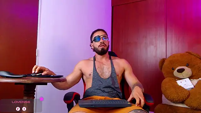 Snapshot of pirata_fitness chatting on 24, 9, 2025 pirata fitness online show from 24, 9, 2025
