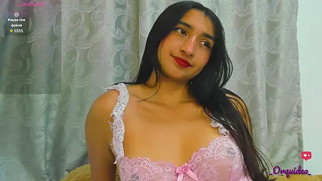 Snapshot of _Orquidea_ chatting on 21, 10, 2025 Orquidea online show from 21, 10, 2025