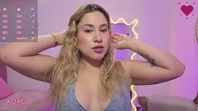 Snapshot of saaya_tay chatting on 18, 1, 2026 saaya tay online show from 18, 1, 2026