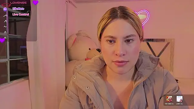 Snapshot of saaya_tay chatting on 4, 2, 2026 saaya tay online show from 4, 2, 2026