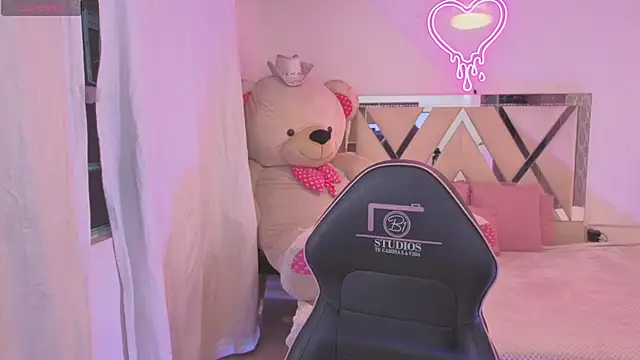 Snapshot of saaya_tay chatting on 25, 2, 2026 saaya tay online show from 25, 2, 2026