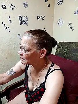 Snapshot of katrina_perez chatting on 23, 11, 2025 katrina perez online show from 23, 11, 2025