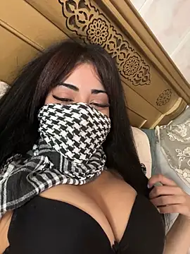 QueenLujaine online show from 23, 10, 2025