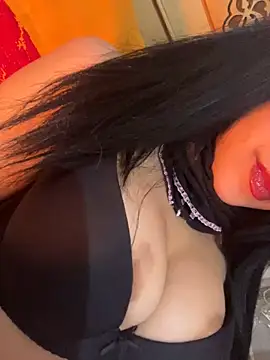 Snapshot of QueenLujaine chatting on 18, 4, 2026 QueenLujaine online show from 18, 4, 2026