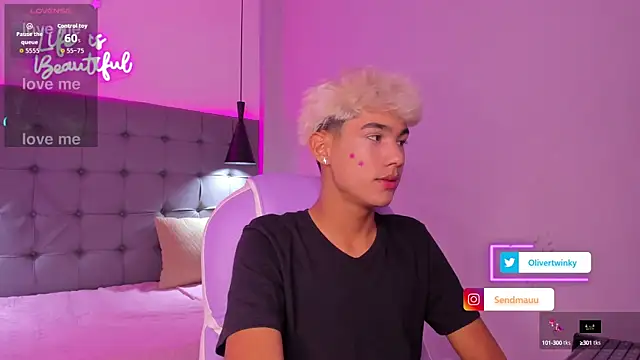 Snapshot of OliverTwinky chatting on 26, 9, 2025 OliverTwinky online show from 26, 9, 2025