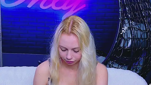 Snapshot of AlessiaCroft chatting on 23, 4, 2026 AlessiaCroft online show from 23, 4, 2026