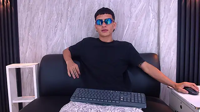 Matt Ruso online show from 18, 9, 2025