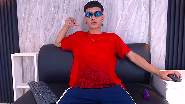 Matt Ruso online show from 19, 9, 2025