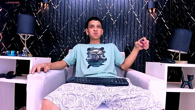 Matt Ruso online show from 4, 10, 2025