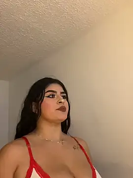 Snapshot of Kariina__69 chatting on 4, 7, 2026 Kariina 69 online show from 4, 7, 2026