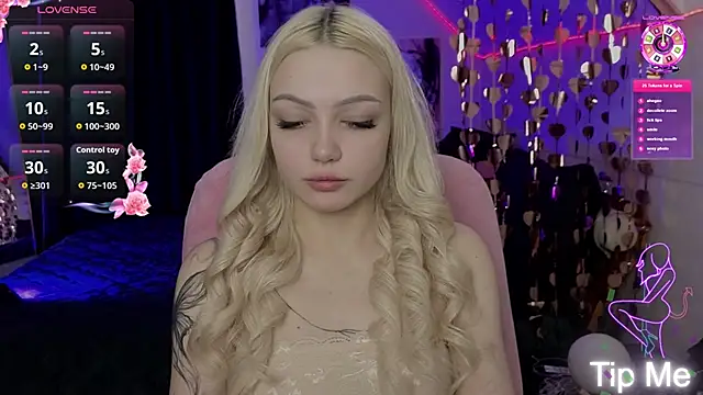 LinaLirian online show from 9, 4, 2026