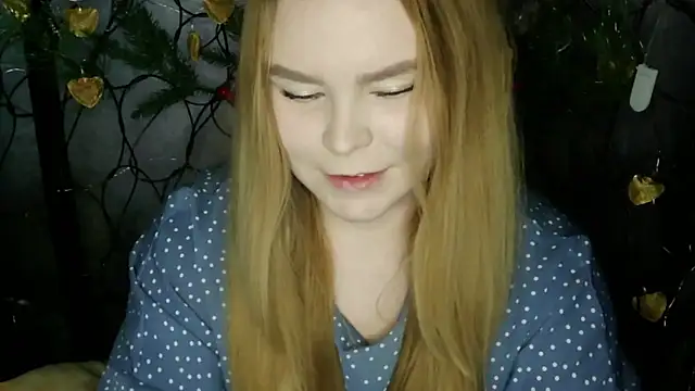 Snapshot of blushing_star chatting on 14, 2, 2026 blushing star online show from 14, 2, 2026