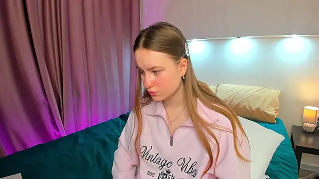 Candy Cansew online show from 9, 9, 2025