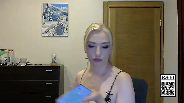 Wild Silk Desire online show from 13, 9, 2025