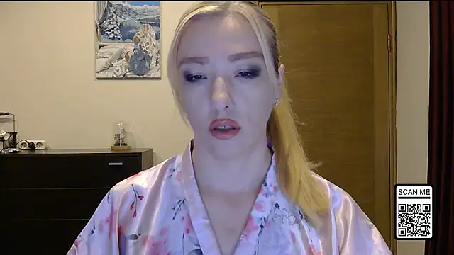 Wild Silk Desire online show from 11, 10, 2025