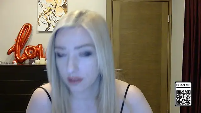 Wild Silk Desire online show from 31, 3, 2026