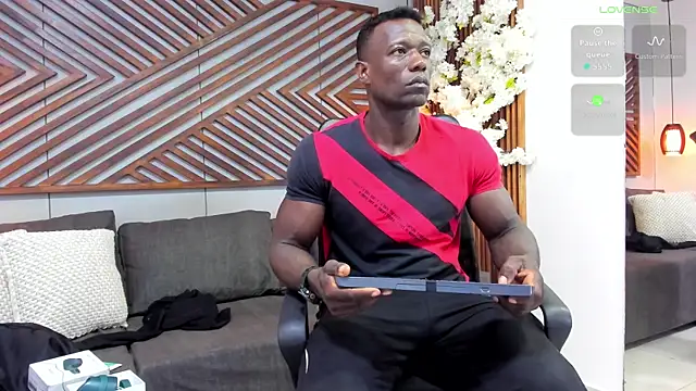 MarcusBlack  online show from 12, 11, 2025