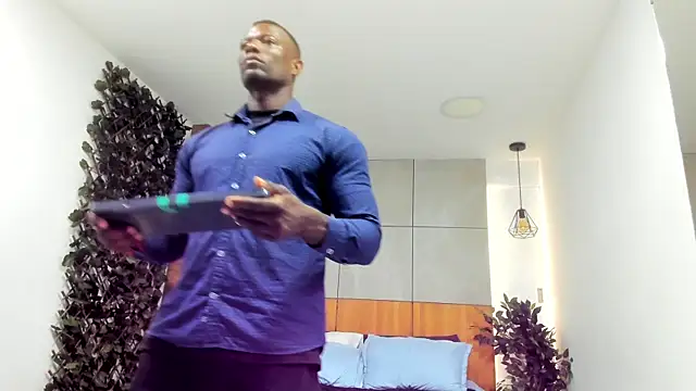 MarcusBlack  online show from 13, 4, 2026