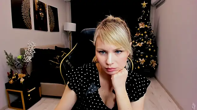 LindaSandy 1 online show from 9, 1, 2026